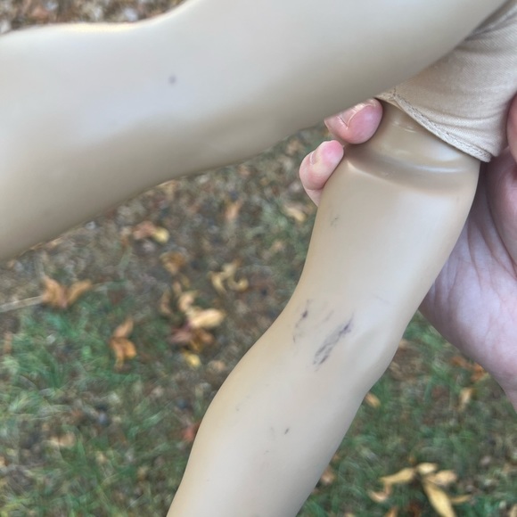 American Girl Doll PLEASANT COMPANY Blonde MESSY Hair Brown Eyes Body Marks TLC - Picture 11 of 16